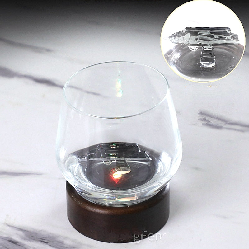 Submachine Gun Whisky Glass Wine Container Glass Decanter Set Drinking Vessel Wine Container With 2 Cups 1 Pine Wood Support