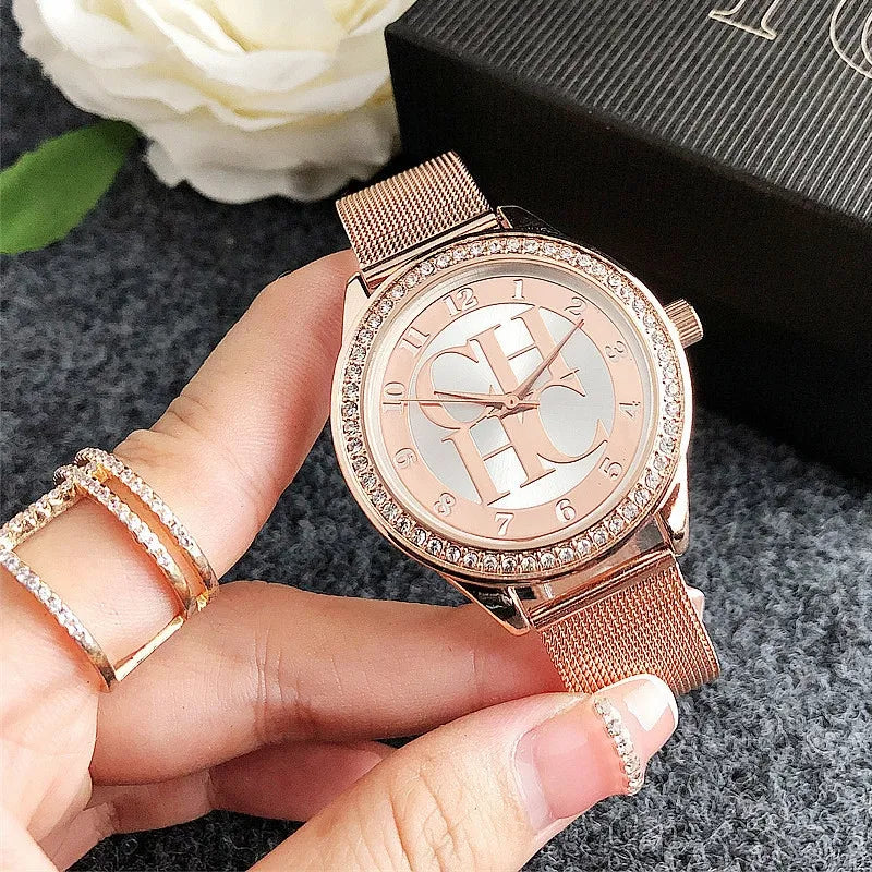 Fashion Women Luxury Diamond Watches Bracelet Ladies Quartz Watch Rose Gold Womens Wristwatch Shiny Crystal 2023